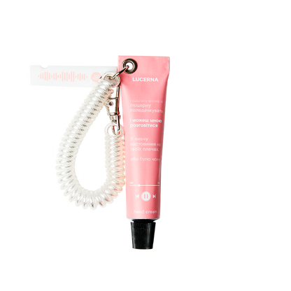 Latexfauna × crumb: Lucerna