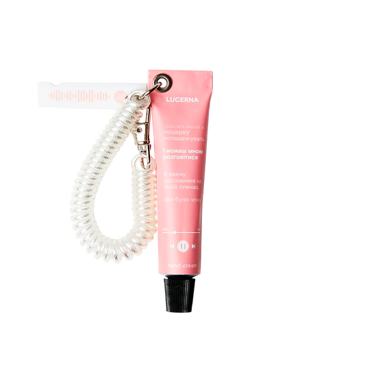 Latexfauna × crumb: Lucerna