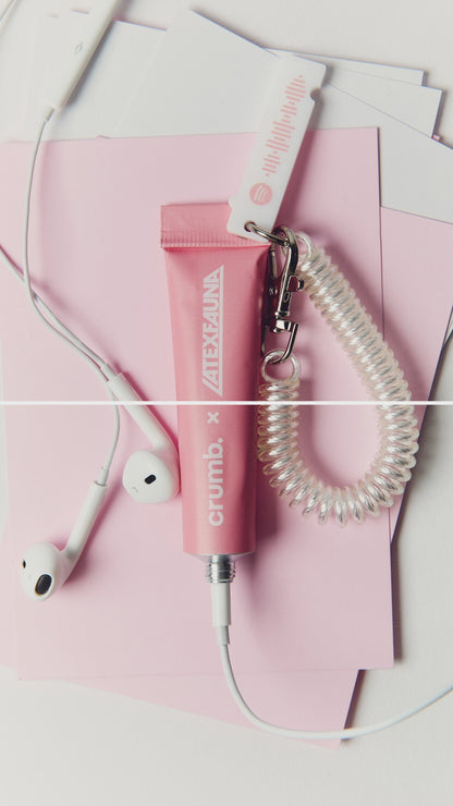 Latexfauna × crumb: Lucerna